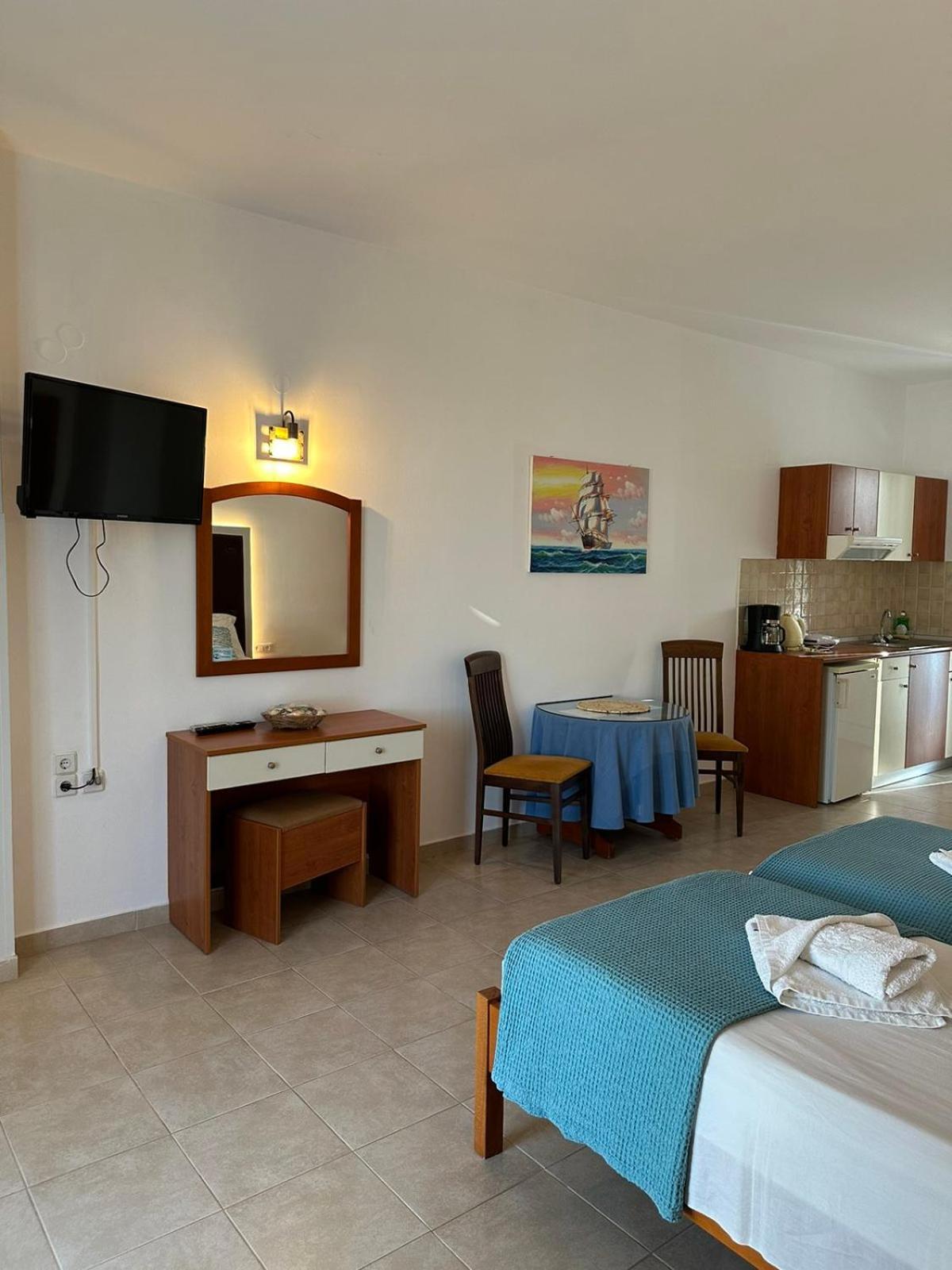 Apollonio Suites & Rooms Faliraki Rhodes Номер фото