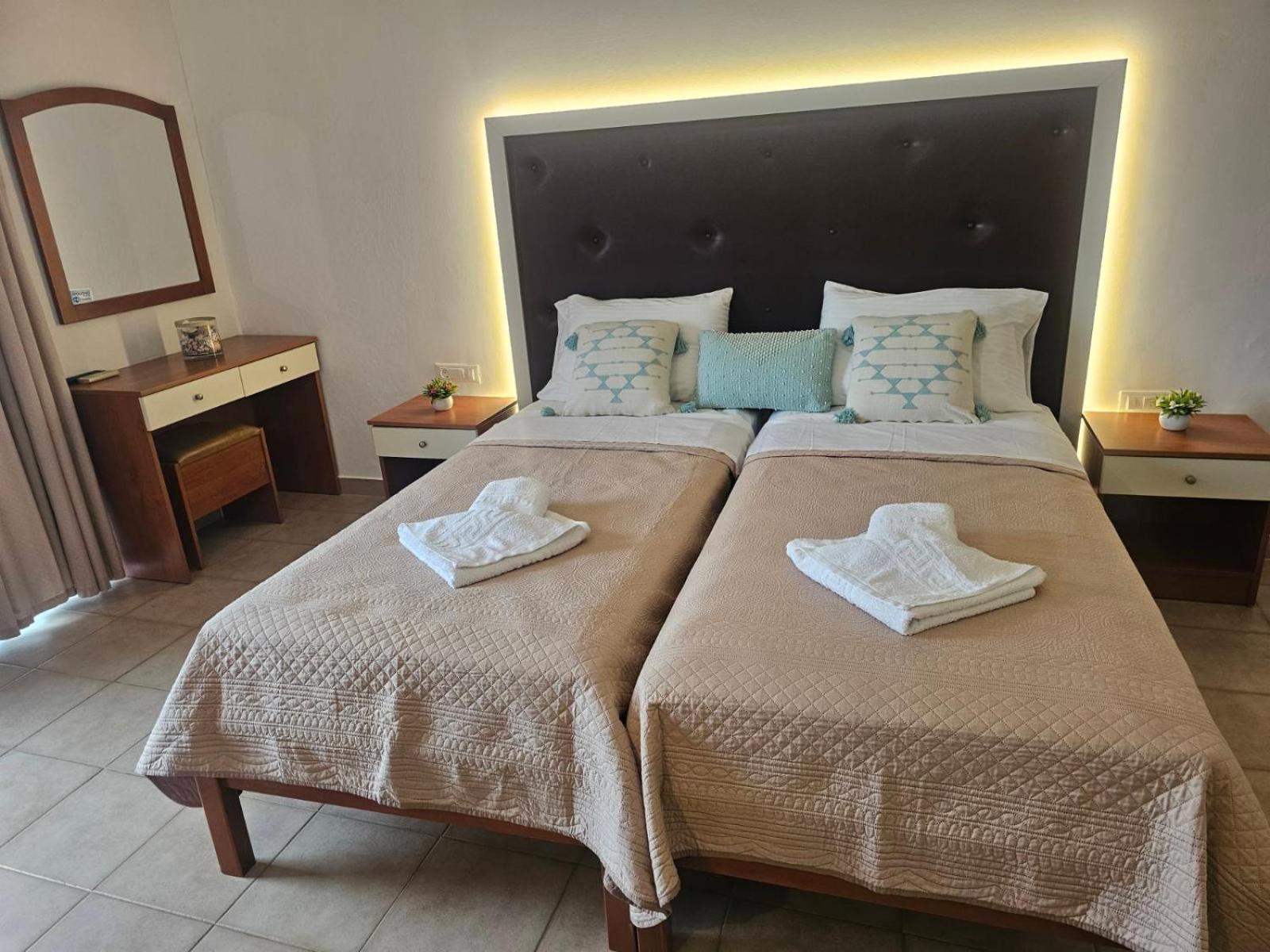 Apollonio Suites & Rooms Faliraki Rhodes Екстер'єр фото